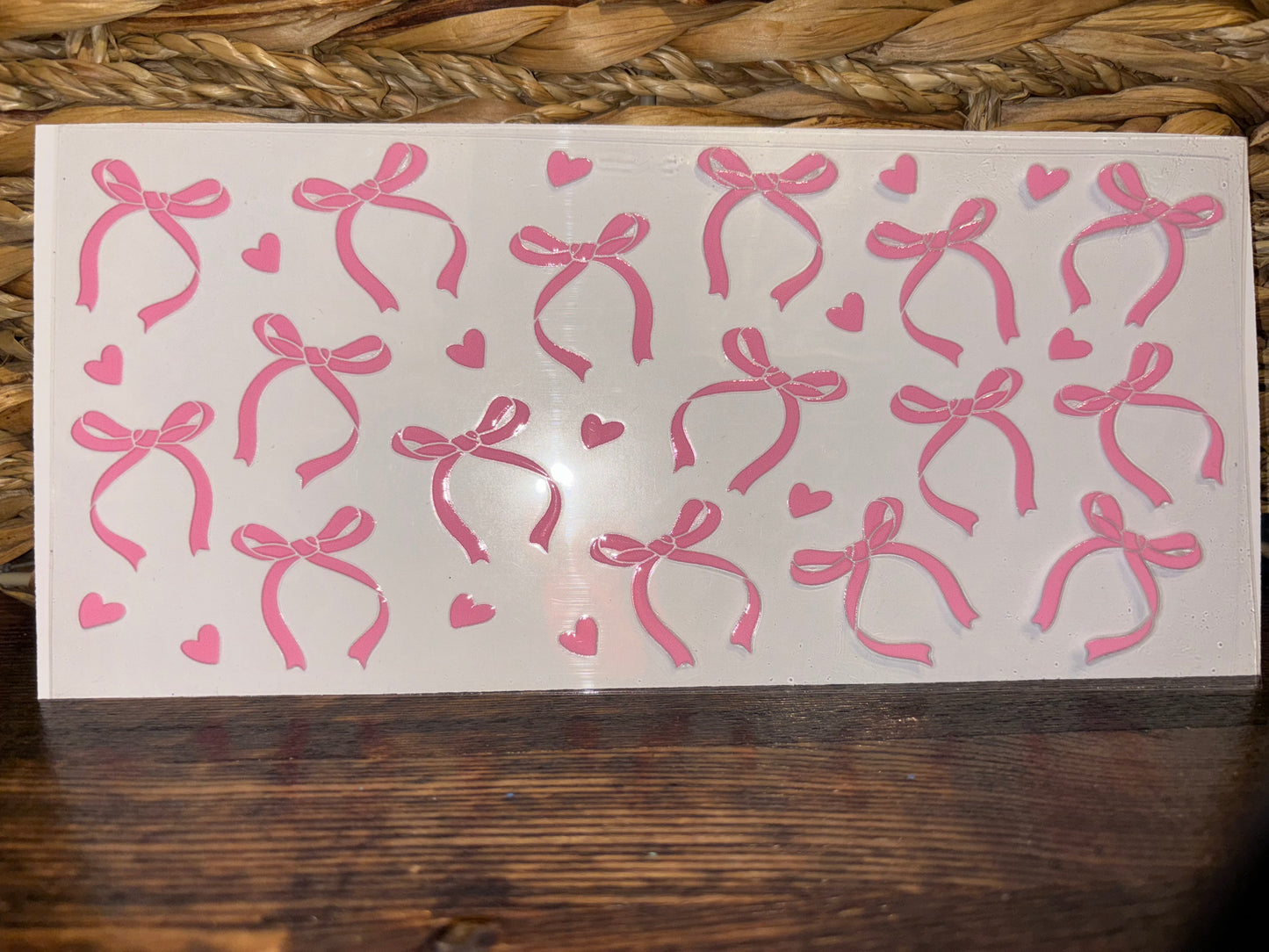 Pink bows and hearts