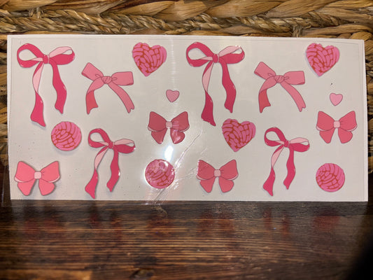 Pink bows and hearts